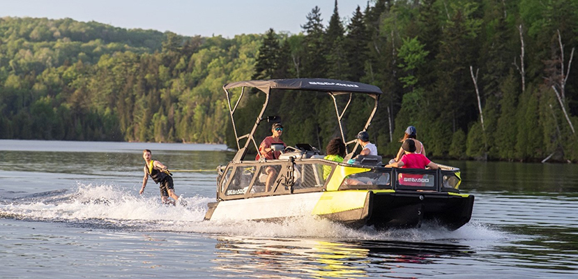 The 2022 Sea-Doo Switch is a  re-imagined pontoon that makes hitting the water more accessible than ever  before. ©BRP 2021